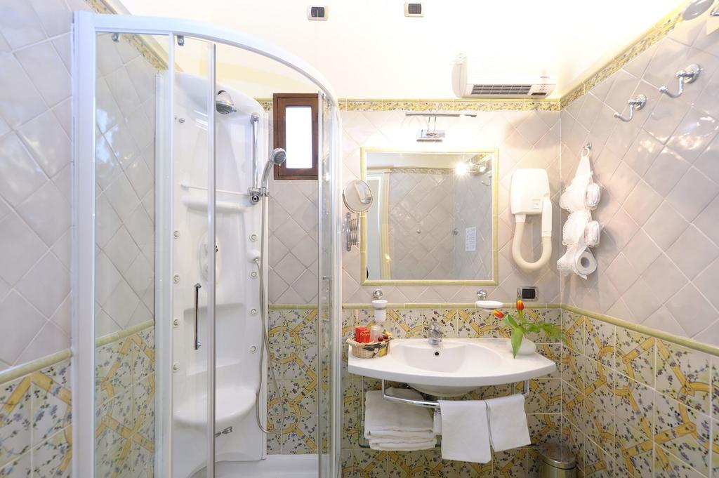 Couette-café Del Duca 3*